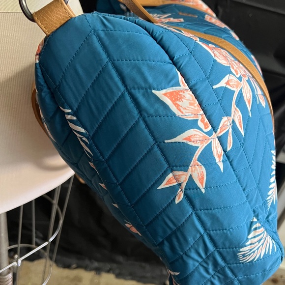 Roxy turquoise quilted duffel bag - Picture 3 of 6